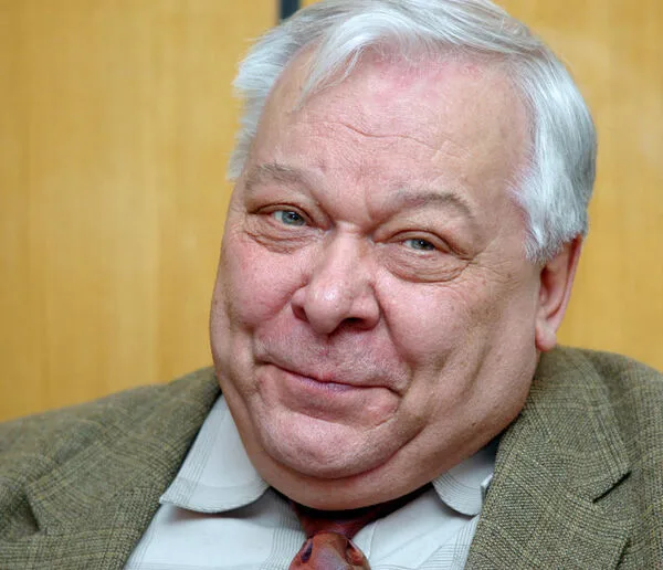 Владислав Казенін
